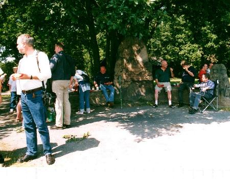 Kaffeetrinken an einem schattigen Pl�tzchen...