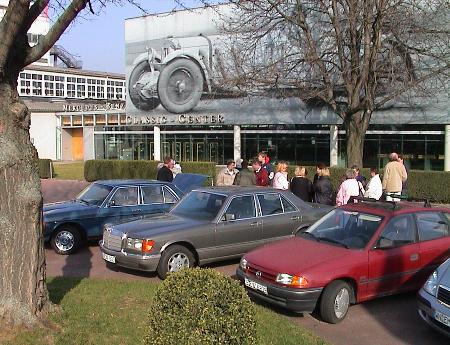 ...vor dem Clssic Center...