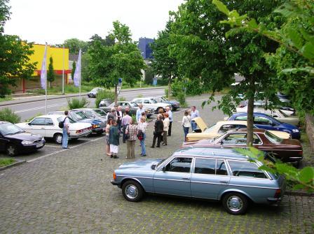 Parkplatz vor der Ausgrabungsst�tte R�mervilla