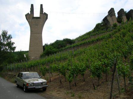 Nie fertig gewordene Autobahnbr�cke aus dem 2. Weltkrieg