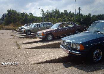 Auffahrrampen ( Hier wurden die Milit�rfahrzeuge repariert und gewartet)