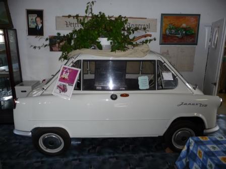 Dieser Janus 250 geh�rt zur Z�ndappsammlung von Karl Oberd�rster