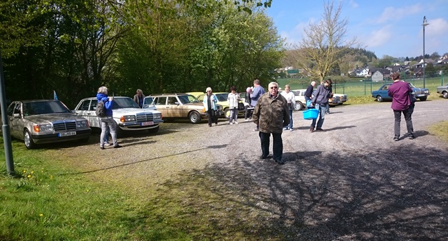 Treffen am Bahnhof Engeln