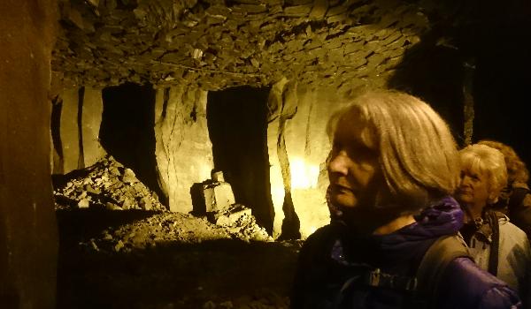 Abbau von Lavasteinen 